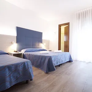 hotel-serenella.hotelinveneto.com/